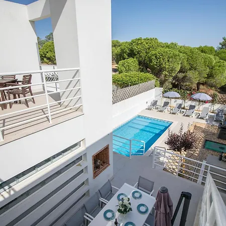 Granada By Algarve Holidays